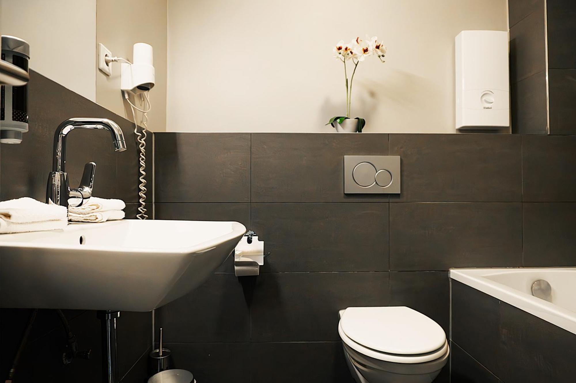 Liro Apartments Jaegerstrasse Крефелд Екстериор снимка